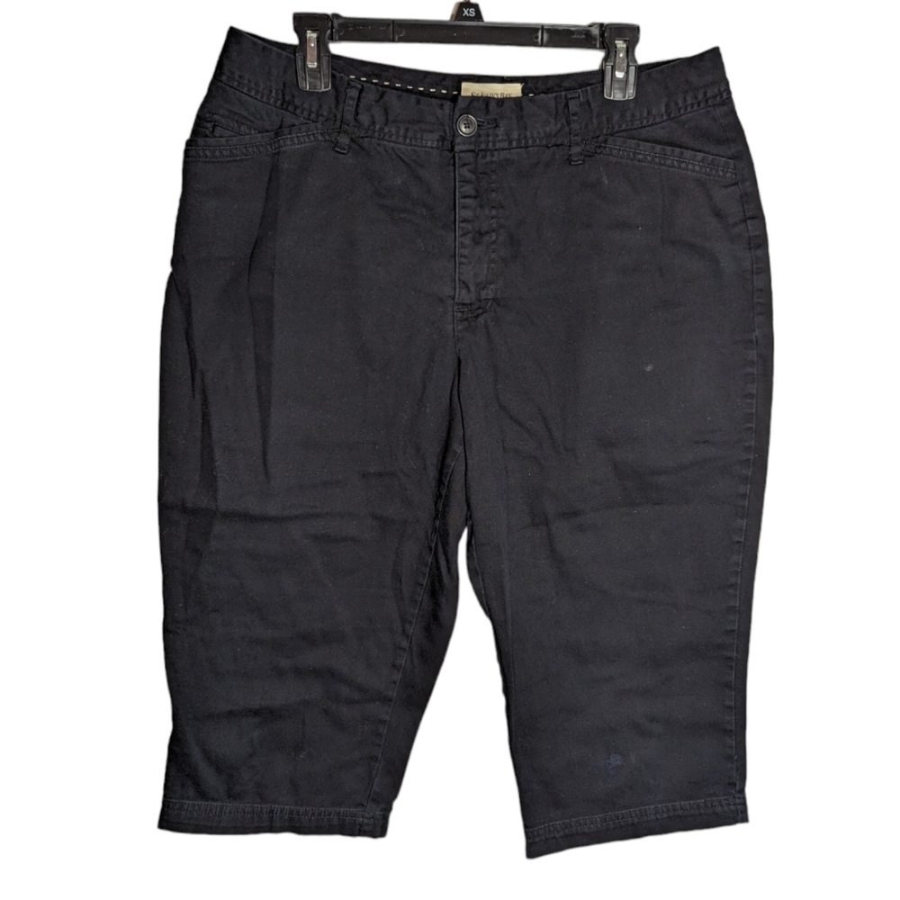 St. John's Bay Size 16 Black Knee Length Pants